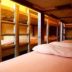 La Closa Hostel *